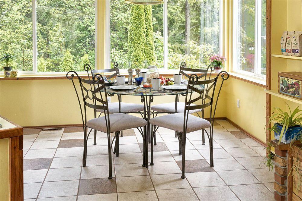 Tall Trees Bed & Breakfast Prince Rupert Bagian luar foto